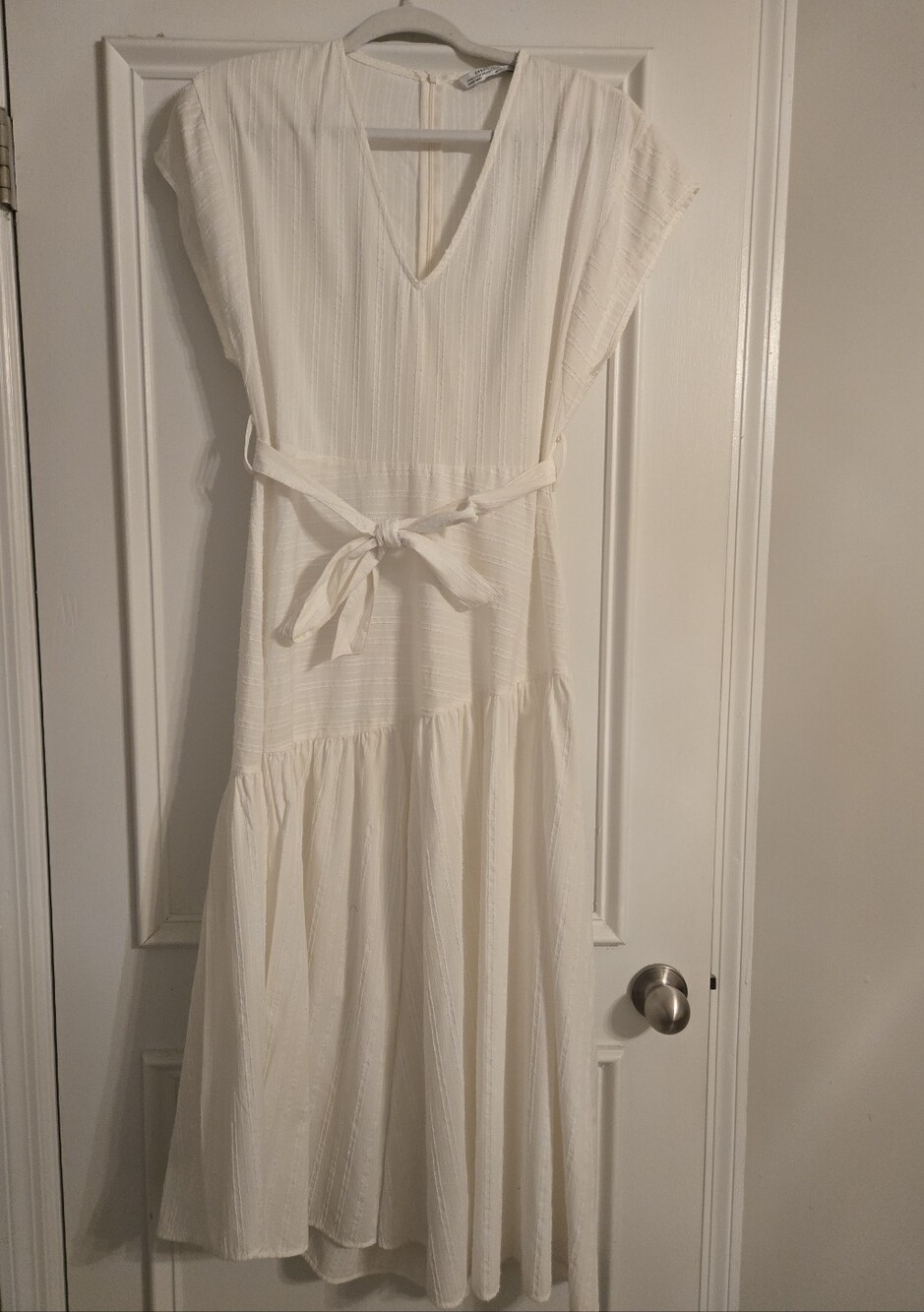 Zara Ivory V-Neck Midi Dress with Waist Tie